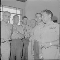 Boussouail (Kabylie). Réunion des commandants de différentes unités alpines.