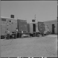 Retranscription des résultats du référendum du 1er juillet 1962 par le Service de diffusion cinématographique d'Algérie (SDCA).