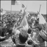 Bain de foule du président  Abderrahmane Farès.