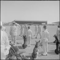 Commémoration du 14 Juillet 1962. Les généraux Gauthier et Fourquet passent les troupes en revue.