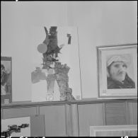 Exposition de peinture à la base aérienne 210 (BA 210).