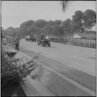 Défilé motorisé lors de la prise de commandement du 152e régiment d'infanterie (RI) à Zeralda.