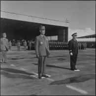 Prise d'armes interarmées à l'occasion du 11 Novembre 1962.