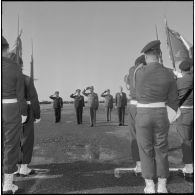 Prise d'armes interarmées à l'occasion du 11 Novembre 1962.