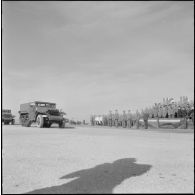 Les autorités assistent au défilé lors de la prise d'armes à l'occasion de la dissolution du Centre d'instruction du service du matériel n° 3 (CISM n°3).
