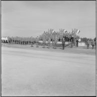 Les autorités assistent au défilé lors de la prise d'armes à l'occasion de la dissolution du Centre d'instruction du service du matériel n° 3 (CISM n°3).