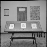 Des portraits exposés dans la salle d'honneur du 5e régiment de chasseurs d'Afrique (RCA) à Maison Carrée.