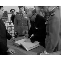 Visite à Tunis de monsieur Le Coutallier.
