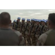 Rassemblement de légionnaires du 1er régiment étranger de génie (RG) pour la cérémonie de Camerone à Ménaka, au Mali.