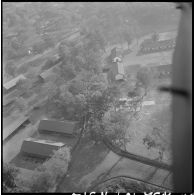 Vue aériennes de l'état-major de la 4e division vietnamienne (4e DVN) près de Ban Me Thuot.