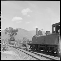 Le poste gare de Krong Pha.