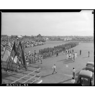 Arrivée du général de Lattre de Tassigny à Tan Son Nhut.