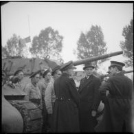 Prise d'armes avec le Régiment blindé de fusiliers marins (RBFM) à Clézentaine.