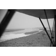 Vue aérienne dans le secteur du terrain d'aviation de Mamaia.