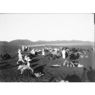 891. Je suis dans le camp des méharistes. [légende d'origine]