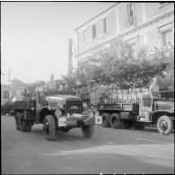 Défilé motorisé du 14 juillet 1959 à Saïda. [Description en cours]