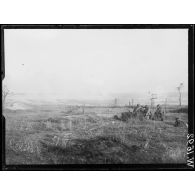 Vadenay, exercice de progression d'infanterie. [légende d'origine]