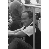 Portrait de Jacques Robert, directeur des applications militaires (DAM) du commissariat à l’énergie atomique (CEA), ingénieur concepteur et "père de la bombe H", engin français à fusion nucléaire, après le tir Canopus, à bord du croiseur De Grasse.
