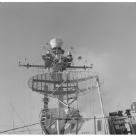 A bord du croiseur de commandement De Grasse lors du tir Licorne du 3 juillet 1970 : aériens, groupes radar etc.