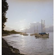 Port de Papeete, face à Moorea.