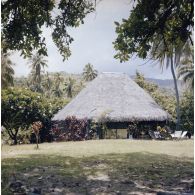 Iaorana villa. Bungalows de Baldwin Bambridge à Punaauia.