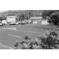 Entrée du camp d'Arue du Centre d'expérimentations du Pacifique (CEP).