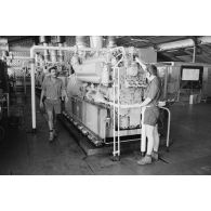 La direction de l'infrastructure et du matériel (DIM) au camp d'Arue. Groupe électrogène de secours.