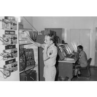 Le groupement de transmission terre (GTT) 815. Station d'émission de Mahina.