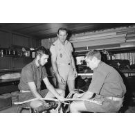 Groupe réseau filaire (GRF), militaires du rang (mdr) à l'instruction.