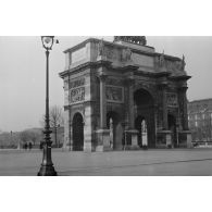 Arc de Triomphe du Carrousel, la porte monumentale d’entrée du palais des tuileries.