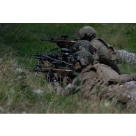 Des sapeurs belges du 11e bataillon du génie appuient une infiltration dans les lignes ennemies à Cincu, en Roumanie.