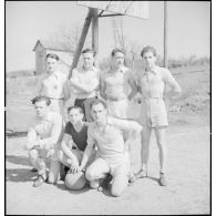 Equipe de basket-ball d'une unité de l'armée de l'Air d'armistice.