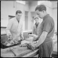 Les cuisines sur la base aérienne de stockage de Lyon-Bron.