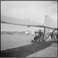 Meeting de vol à voile sur une base aérienne.