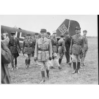 Le général d'armée Charles Huntziger en Allemagne.