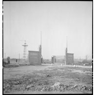 Portail d'entrée de l'Ecole de l'Air à Salon-de-Provence.
