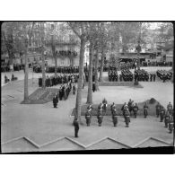 Dispositif en place lors de la cérémonie du 11 Novembre sur la place du monument aux morts de la Grande Guerre à Vichy.