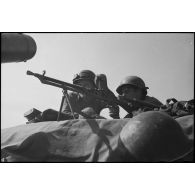 Poste de lutte antiaérienne d'une unité des forces terrestres antiaériennes.