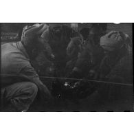 Bivouac d'une unité de spahis marocains dans le secteur de Fribourg-en-Brisgau.