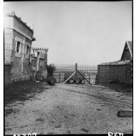 Fortification en bord de mer.