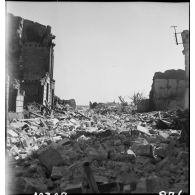 Royan en ruine après sa libération.