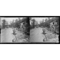 Crouy (Aisne), troupes au repos. [légende d’origine]