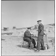 Officiers de l'armée de l'air à Dunkerque.