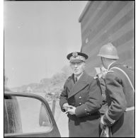 Le contre-amiral Marcel Leclerc à Dunkerque.