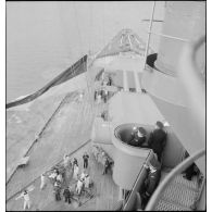 Le pont avant du cuirassé Dunkerque.