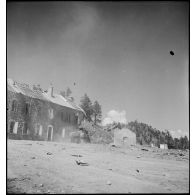 Le 1er régiment de fusiliers marins (RFM) au lieu-dit des Cabanes-Vieilles dans le massif de l'Authion.