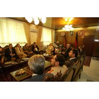 Entretien entre les ministres de la Défense Français et Afghan.