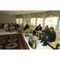 Entretien entre les ministres de la Défense Français et Afghan.