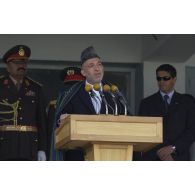 Portrait du président de la République, chef du gouvernement afghan lors de son discours.