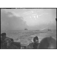 Opération Dynamo" : embarquement de soldats de la BEF et de la 1ère armée française.